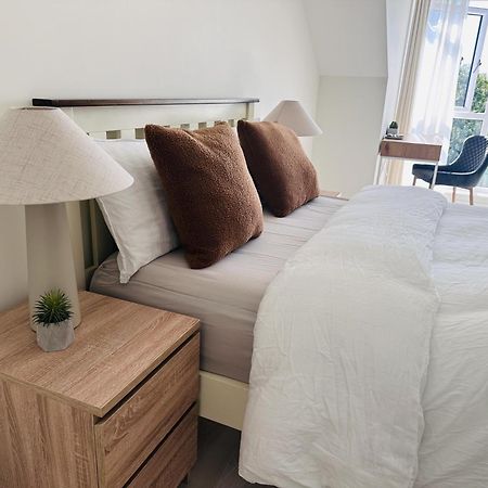 King Room With Ensuite In Dublin Clondalkin Eksteriør bilde