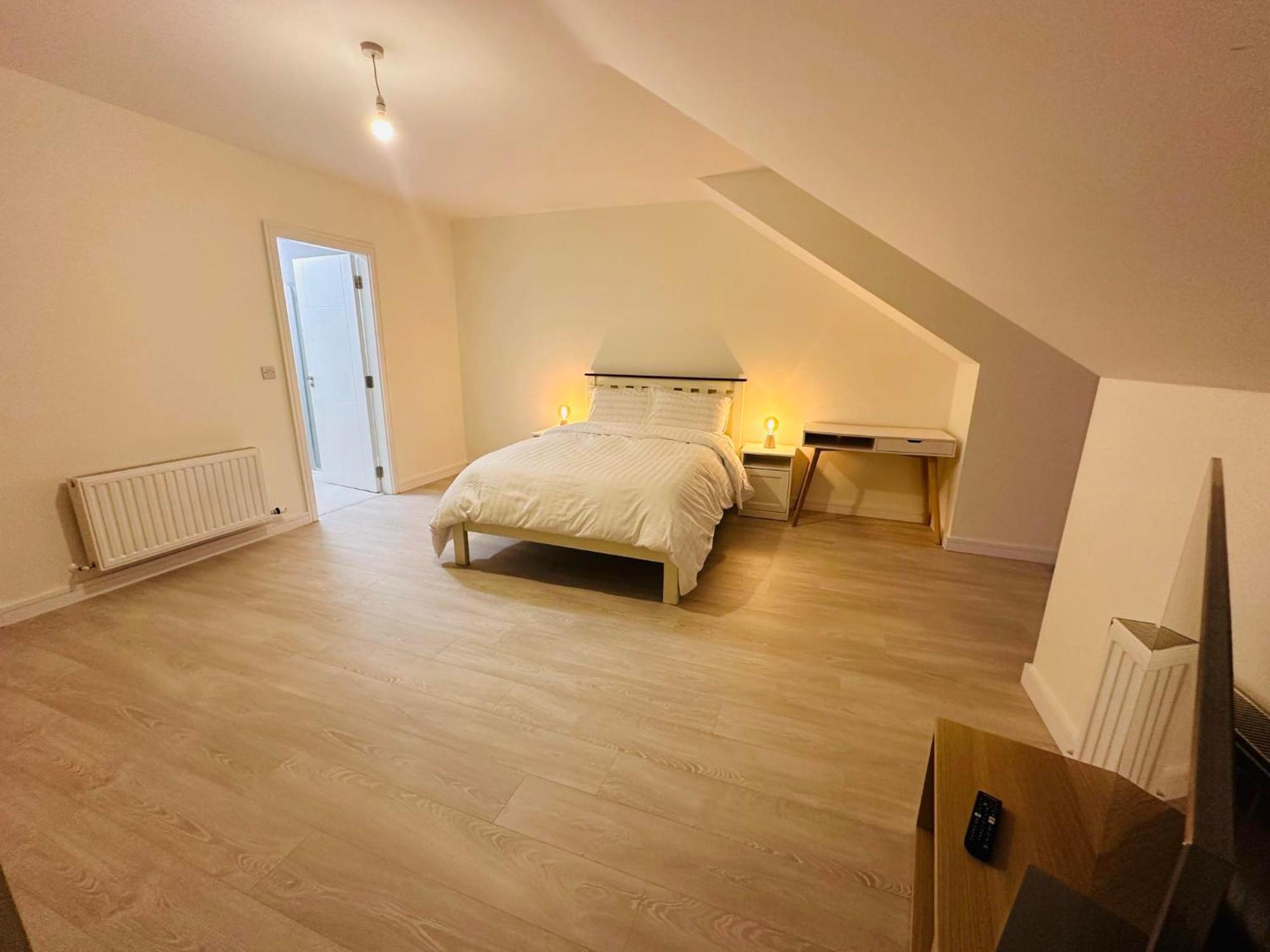 King Room With Ensuite In Dublin Clondalkin Eksteriør bilde